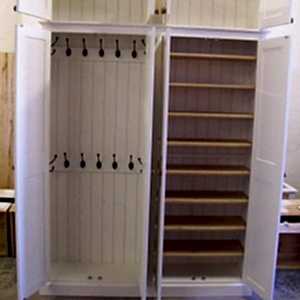 Panjur Kaplamalı Portmanto 300x300 - Portmanto & Vestiyer